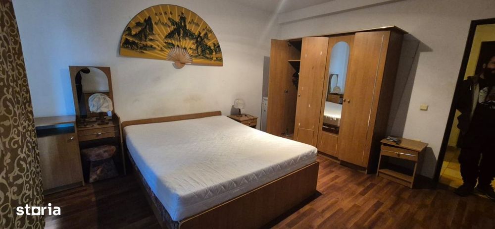 Vanzare apartament cu doua camere si doua terase, Porii