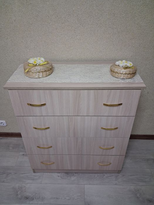 Комод                  .