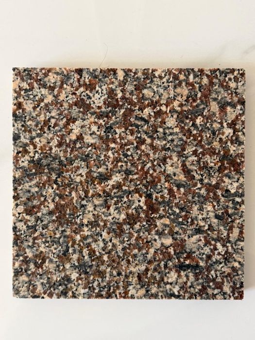 Гранит Коксарай розовый