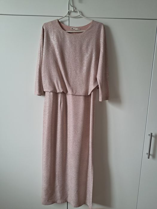 Продаются платья