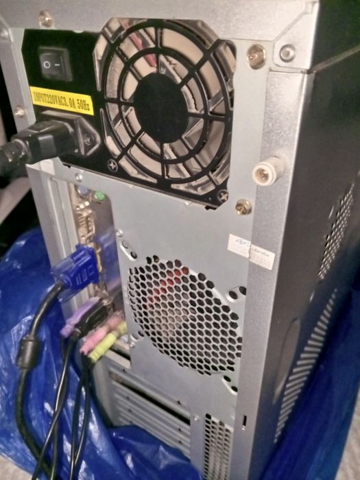 Продам комьпютер с Windows 7
