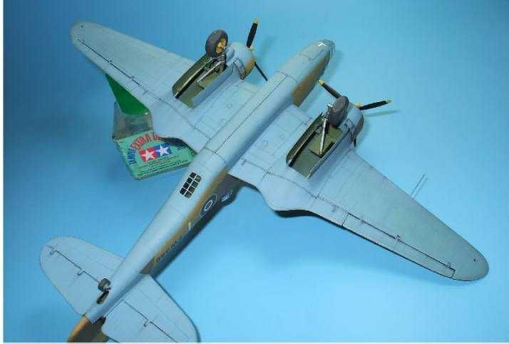 Сборная модель самолета «Мартин Балтимор» (кооп. Конфирмаре, 1/72)