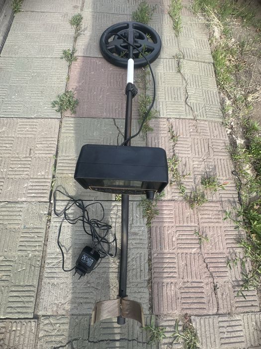 Продам металлоисктель AR944