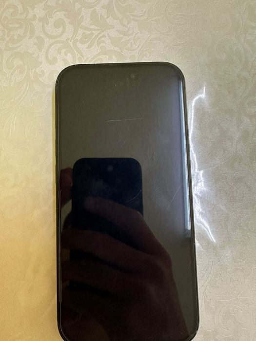 IPhone 15 черный