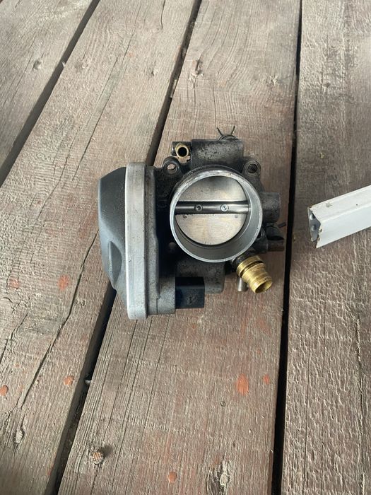 Продам дроссель и форсунки