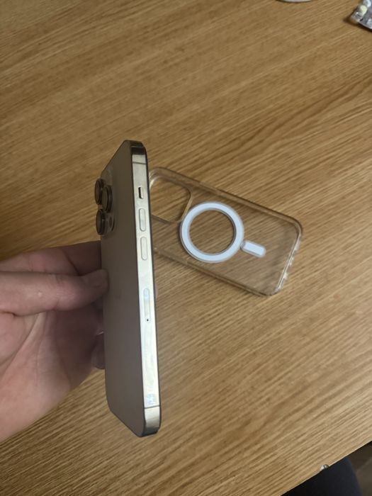 Продам срочно İpone 14 pro