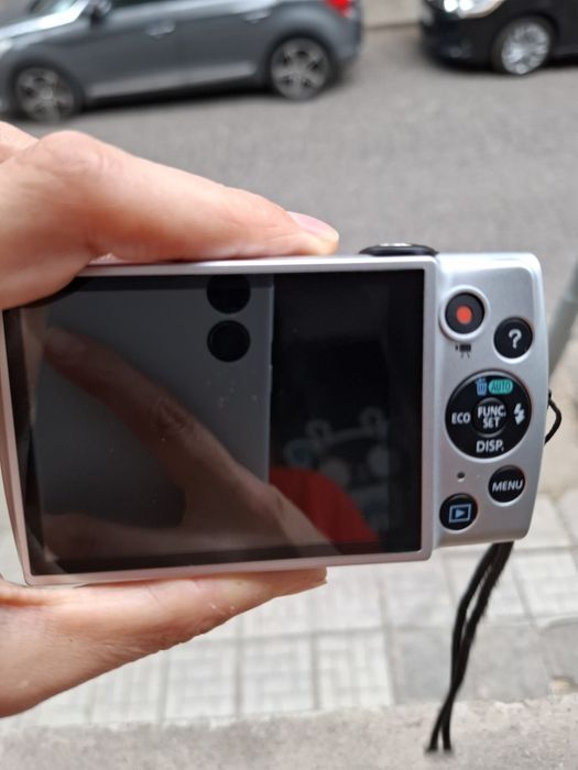 Компактен дигитален фотоапарат CANON Powershot A2600