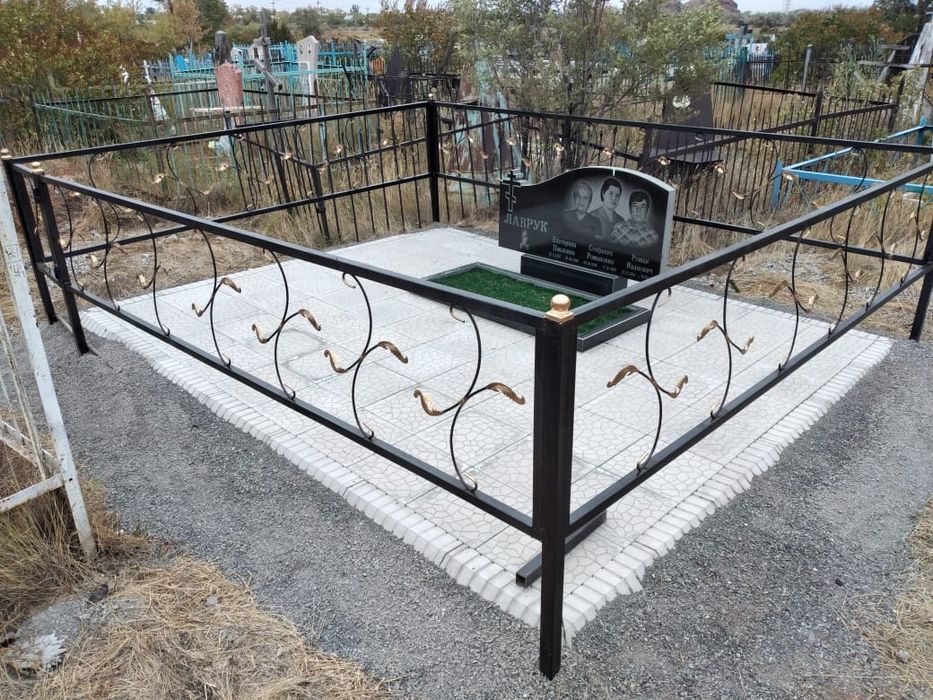 Ритуальные ограды и кресты