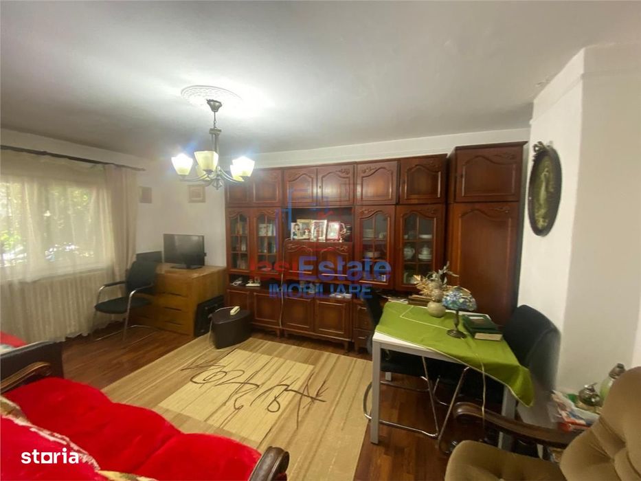 Apartament 4 camere zona Nicolina