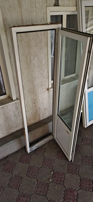 Дверь 67/206 пластик