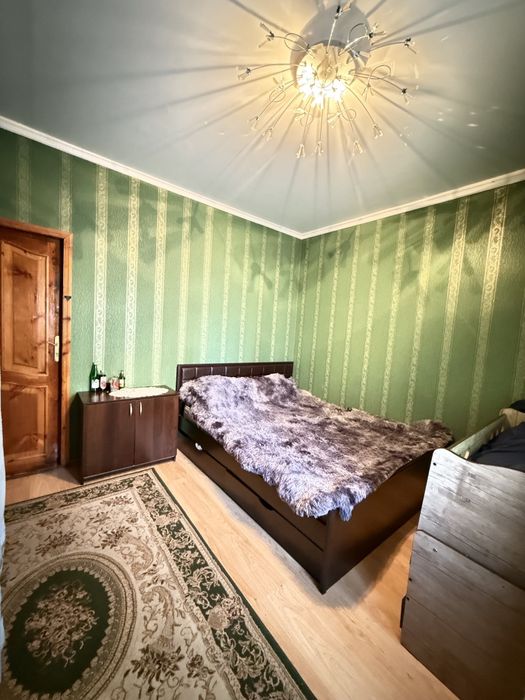 Продаётся 5-х комнатная квартира
