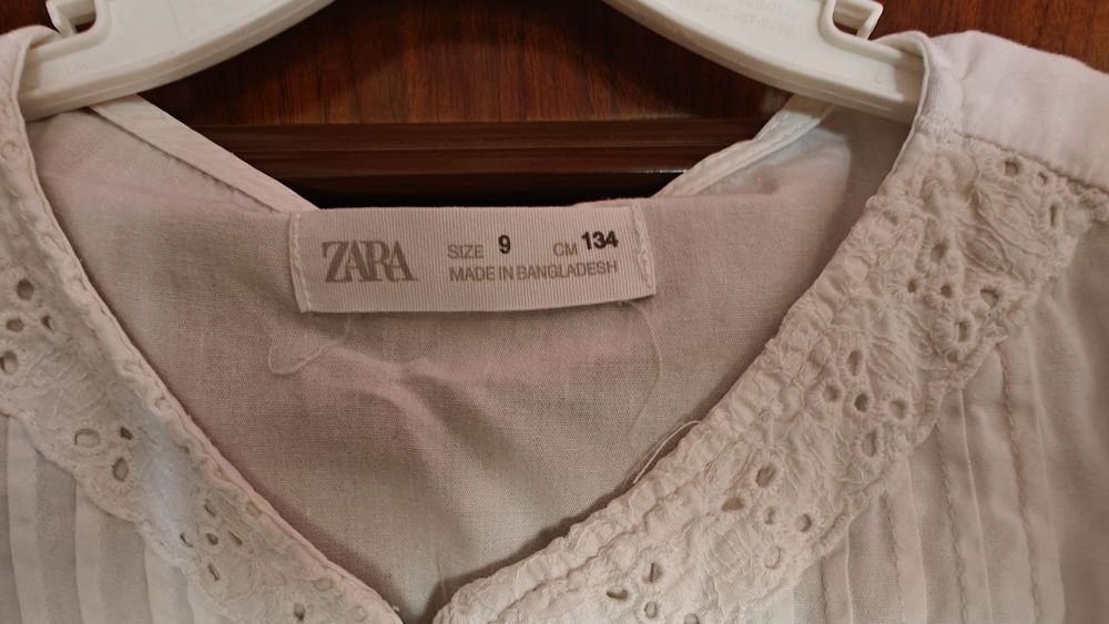 Блузки и рубашки в школу zara, balabala и т.д.