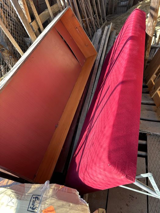 Стара ракла кафява с единични легла 2бр.