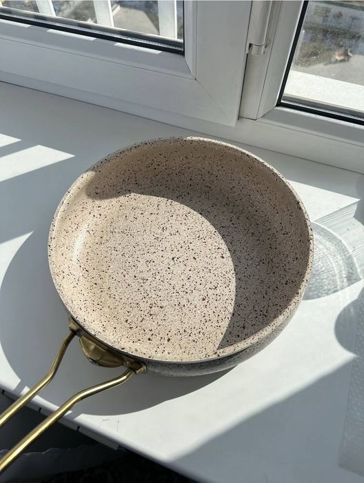 Сковородка большая