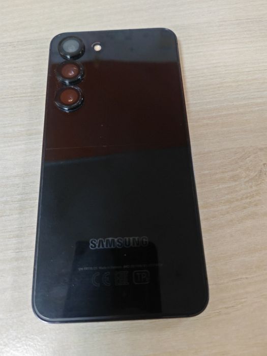 Продам Samsung S23