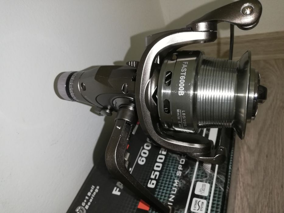 Mulineta FL FAST 6000B 9+1 cu BaitRunner