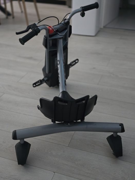 Tricicleta Electrica Razor PowerRider 360