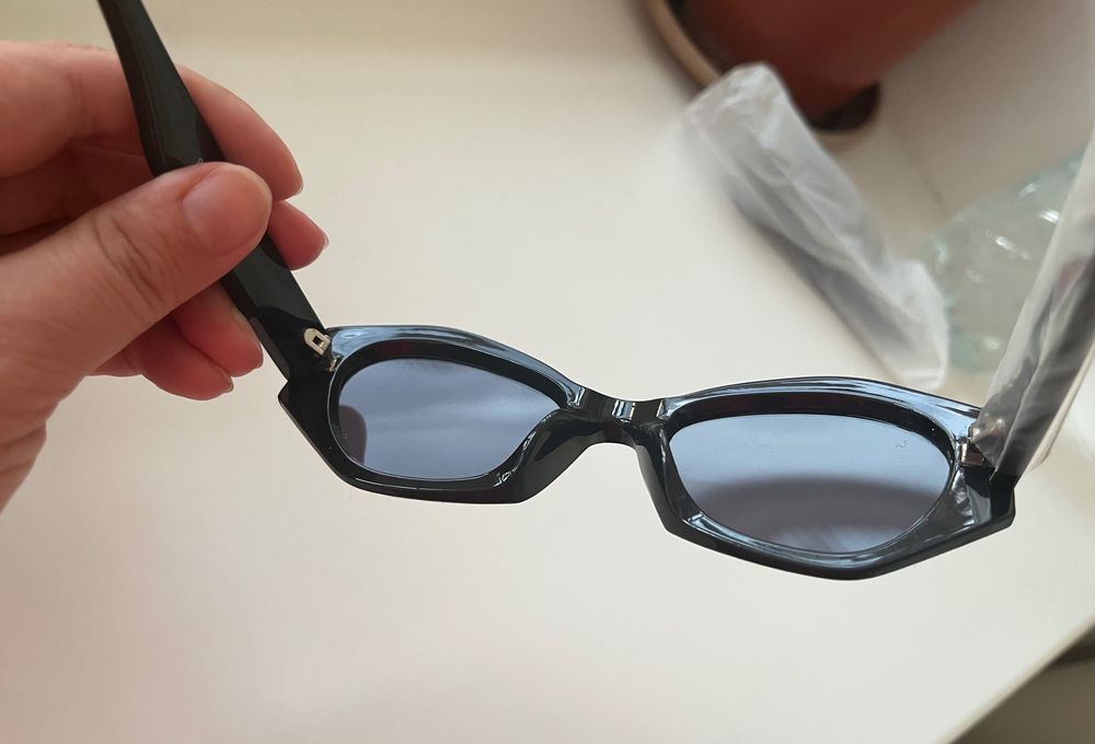 Очки красивые солнцезащитные