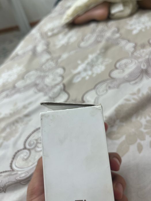 Продам айфон xs