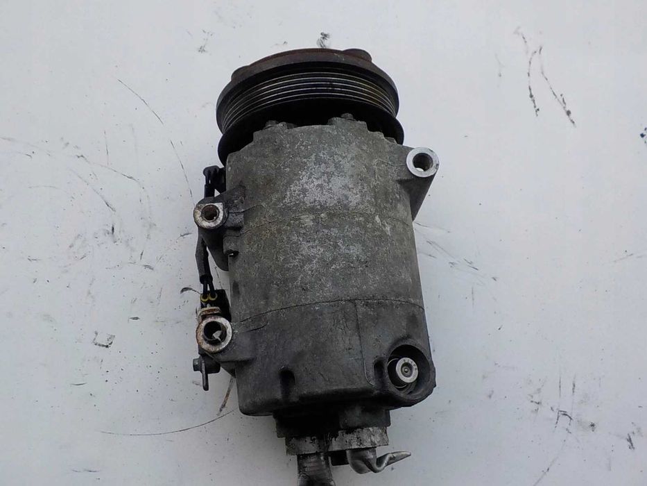 Compresor AC Ford C-Max Ford Focus C-Max Ford Focus II  Ford Focus II Turnier Ford Kuga I Volvo C30 cod 3M5H19D629DG