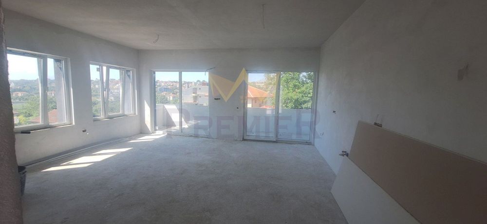 Продава се Етаж от къща в Бяла - 150 кв.м за 1066 €/кв.м - Снимка #4