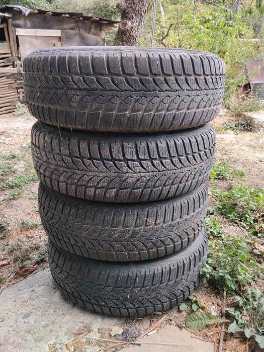 Джанти с гуми за Ауди