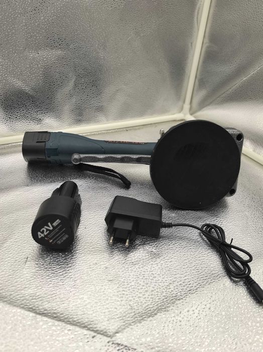 Vibrator ventuza Kraftech 42Vcu 2 acumulatori 48V, disc 125mm– 499 lei