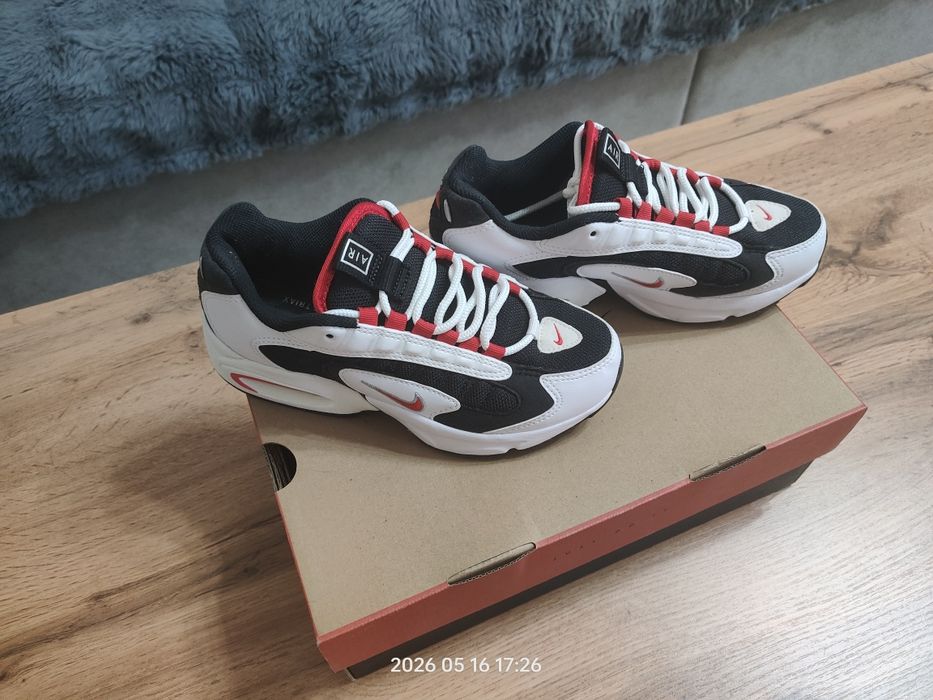 Брендовые кроссовки Nike Air Max Triax 36.5