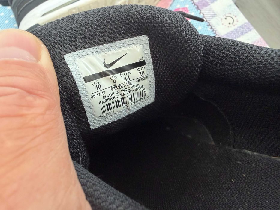 Nike Air Max Vision Black''оригинални маратонки 44 номер