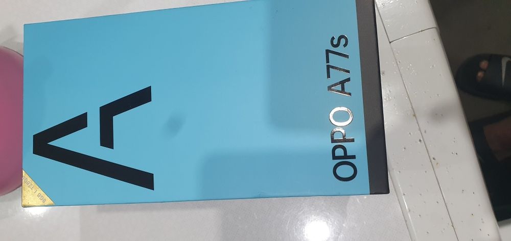 Продам телефон oops