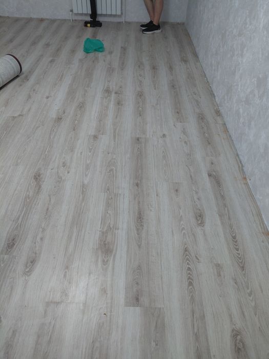 Продам б/у ламинат