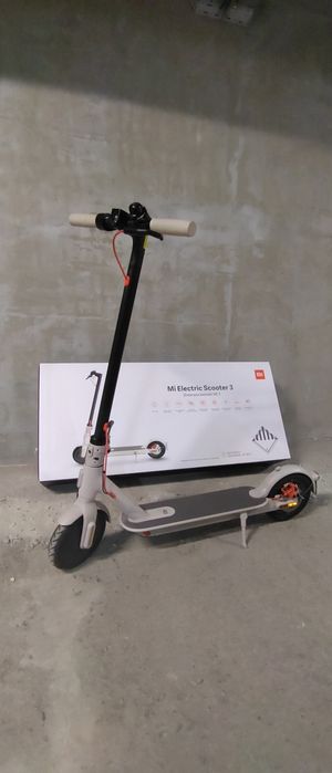 Xiaomi Mi Electric Scooter 3