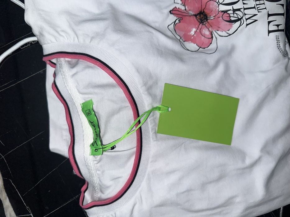 Женский Костюм .