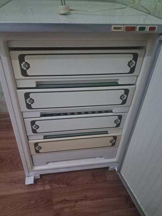 Продам морозильная камера бирюса