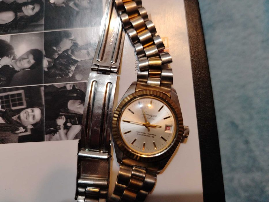 Vând ceas mecanic dama perfect functional