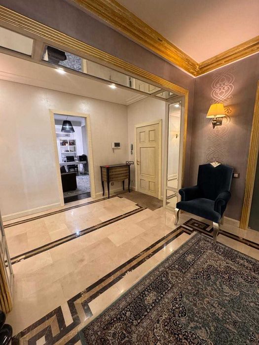 Продажа 5-комнатной квартиры