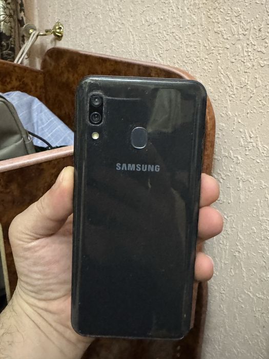 Samsung a30 32 gb