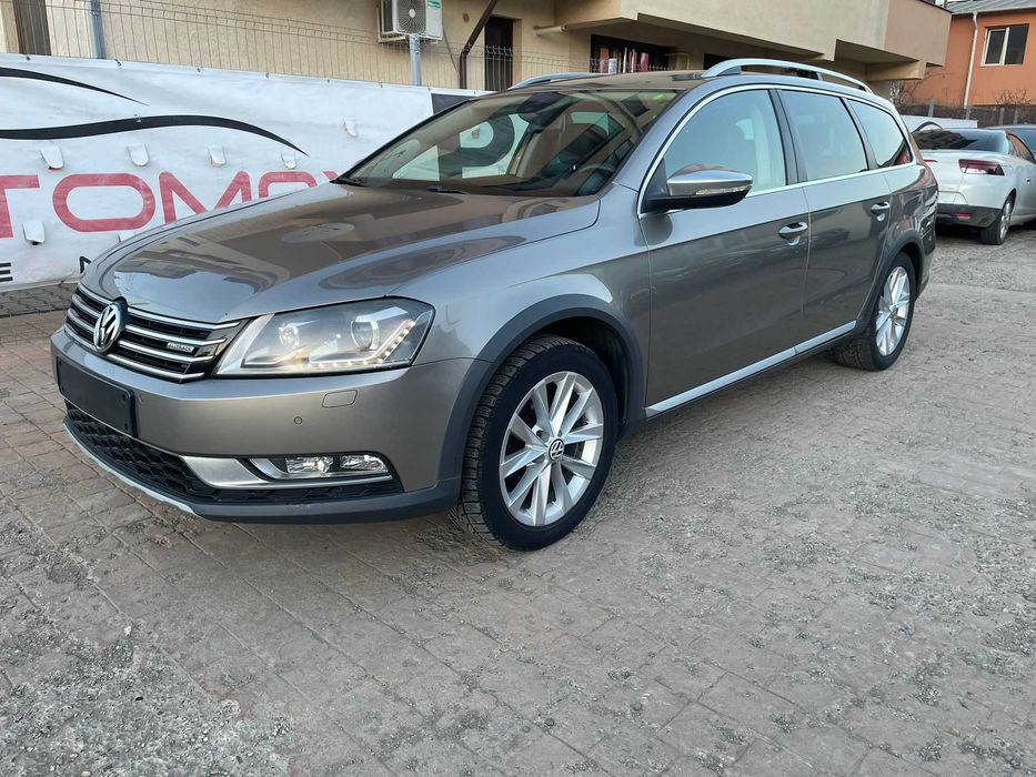 VOLKSWAGEN Passat Alltrack