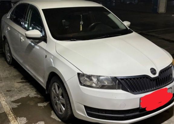 Продам срочно машину