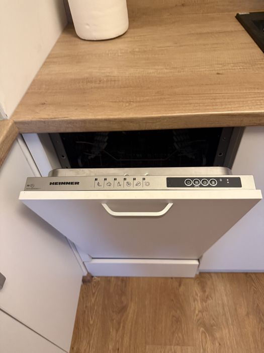 Vand apartament 2 camere