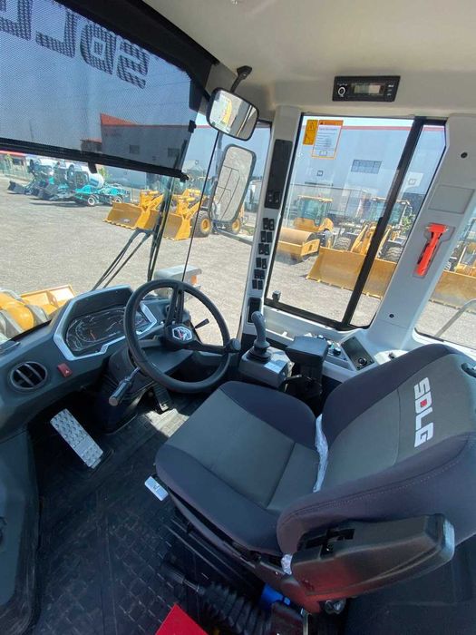 Фронтальный погрузчик SDLG L956HE Навоий