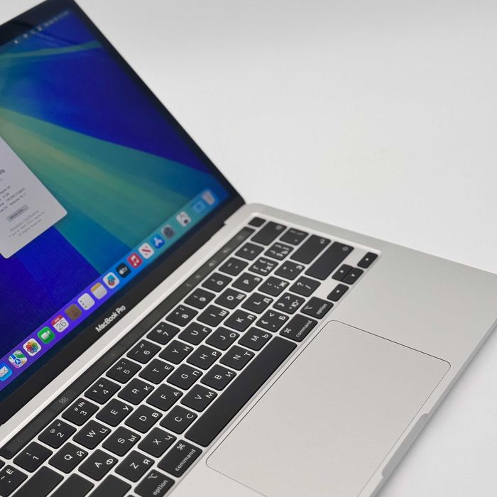 Macbook pro 13 M1 Nasiya Savdo bor