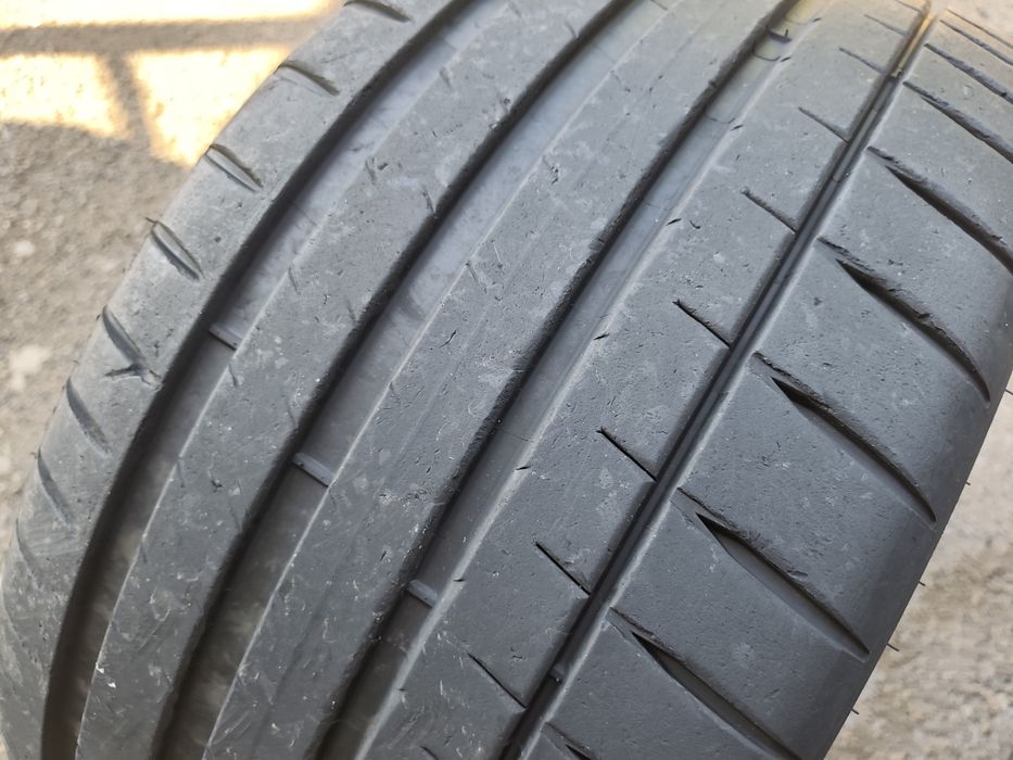 255/40/19" 1брой Michelin pilot sport 4s,dot0625,7mm