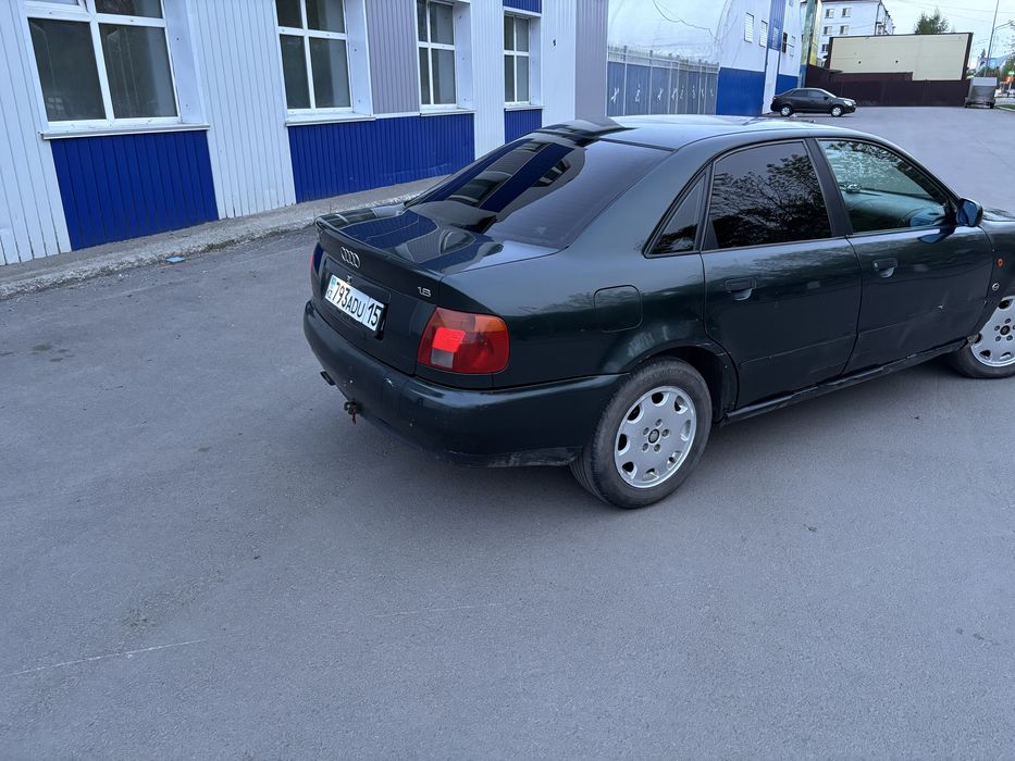 Продам ауди А4 в хорошем состаяние