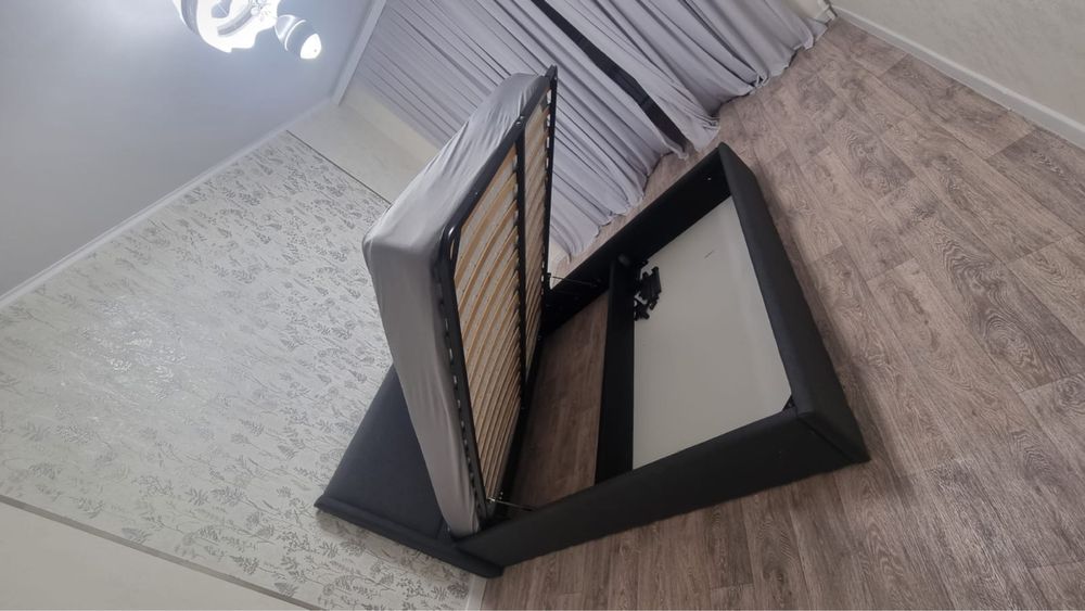 Кровать двух местный