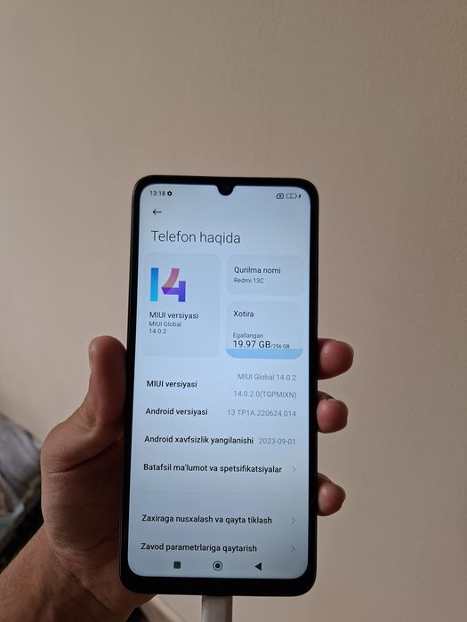 Redmi 13C 8/256 holati yaxshi
