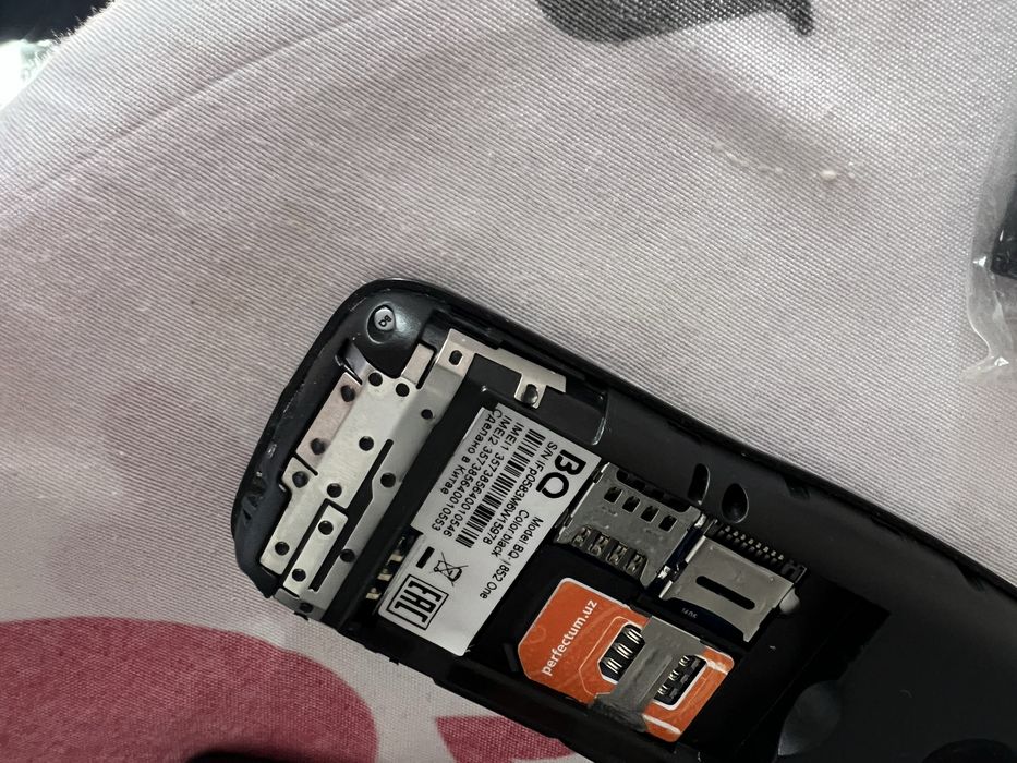 Telefon sotiladi. Yangidek. Nokia sotilgan