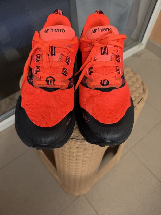 New Balance hierro Gore tex