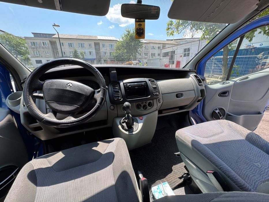 RENAULT Trafic 2002 — imagine 5