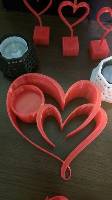 Романтичен  свещник сърце LED – червен, перфектен подарък!